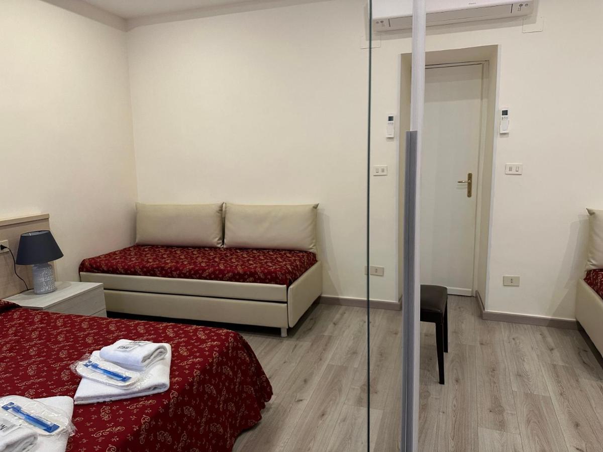 Casa Vacanza Vahid Roma Eksteriør bilde